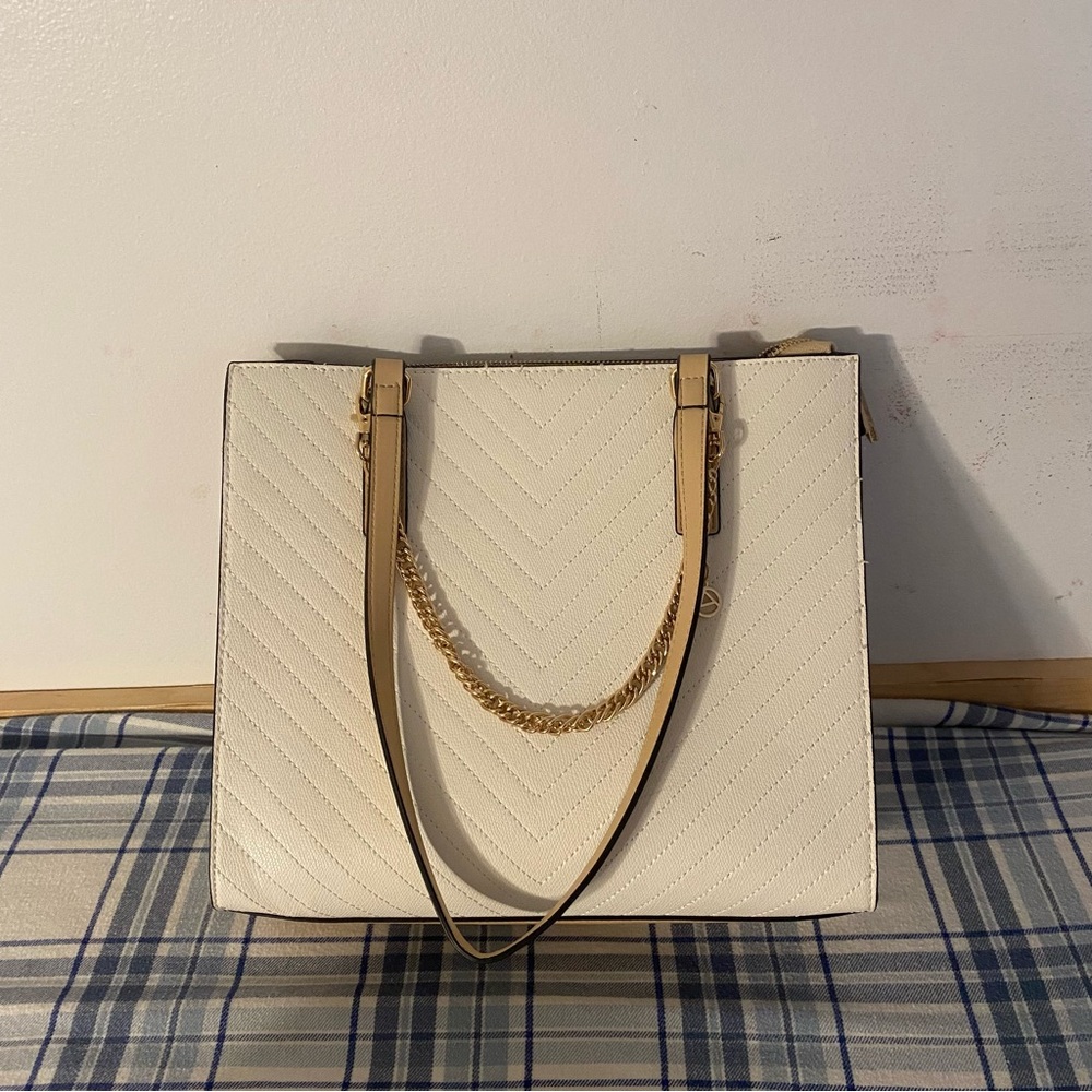Aldo Purse White with Alligator Skin and Gold Accents